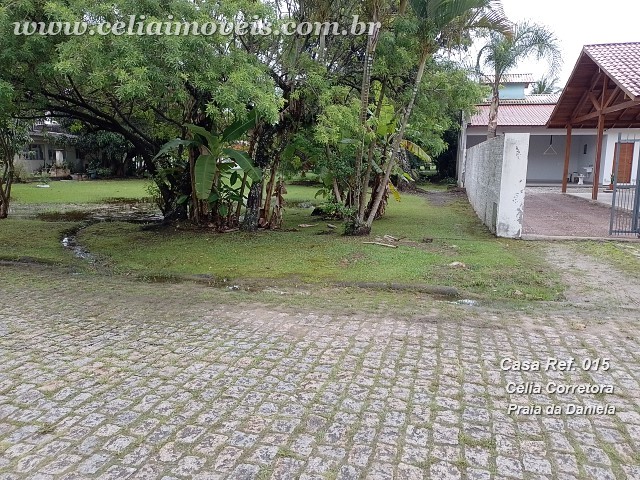 Ao lado de área verde