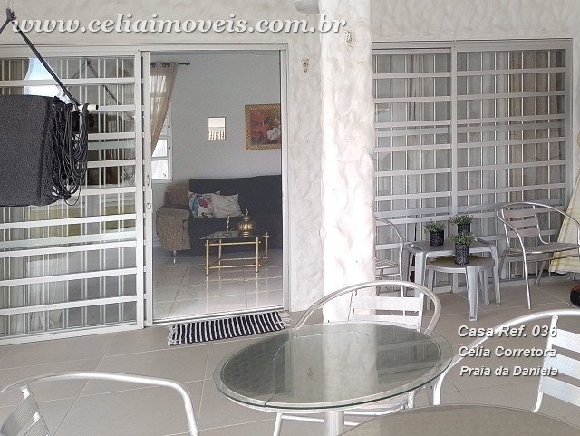 Área externa coberta (integrada com sala interna)