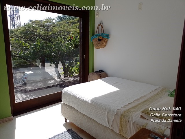 Quarto casal (outro ângulo)