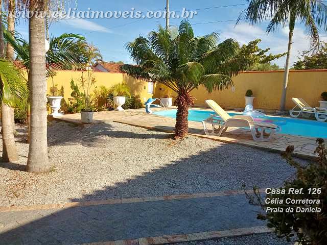 Pátio e piscina